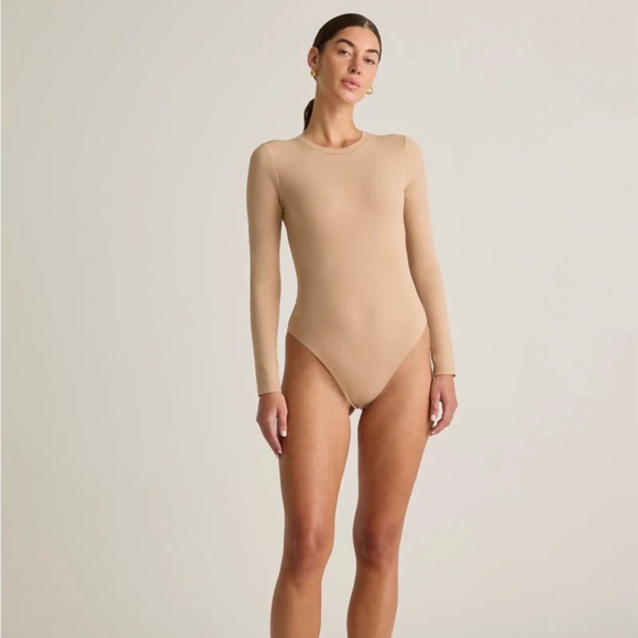 QUINCE Second Skin Long Sleeve Crew Neck Bodysuit - Sand/Cream - Size S - NWT! - Picture 2 of 4